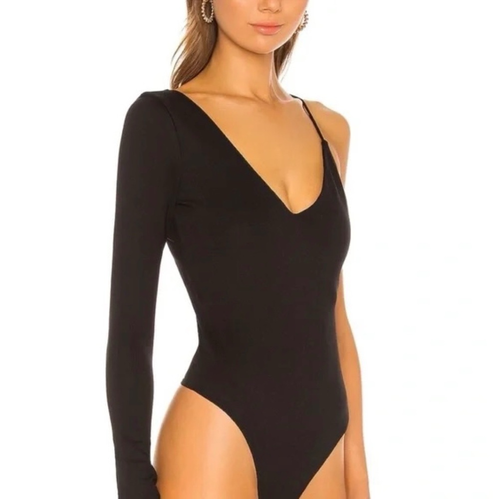NBD One Shoulder Long Sleeve V-Neck Bodysuit in Black Women’s Size S